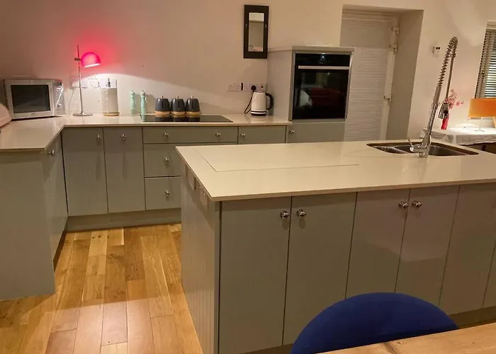 2 Quay Road, Killala. Stunning Sea Front Dom wakacyjny