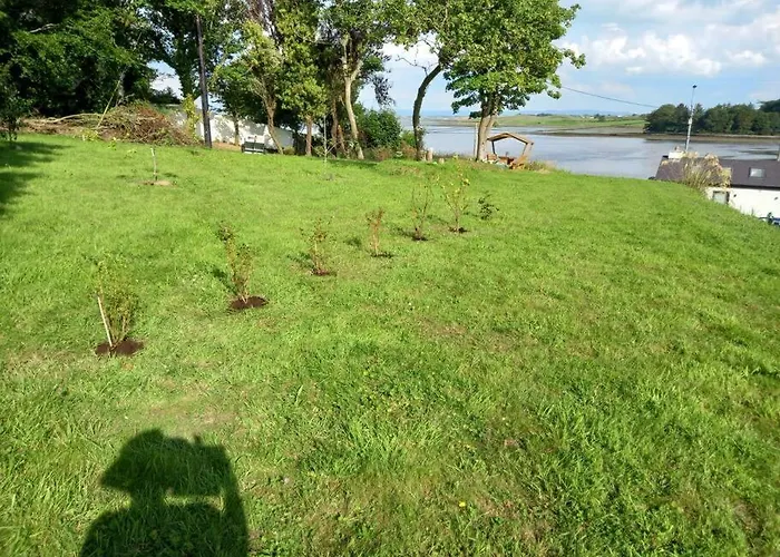 2 Quay Road, Killala. Stunning Sea Front Dom wakacyjny *