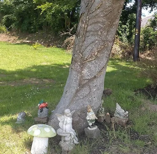 Дом отдыха 2 Quay Road, Killala. Stunning Sea Front *