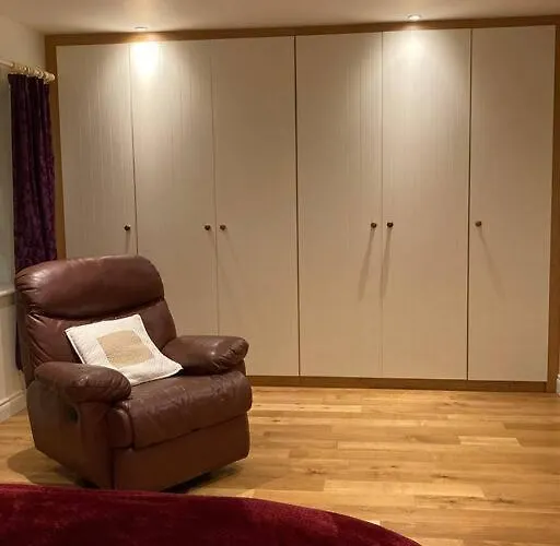 2 Quay Road, Killala. Stunning Sea Front Dom wakacyjny *